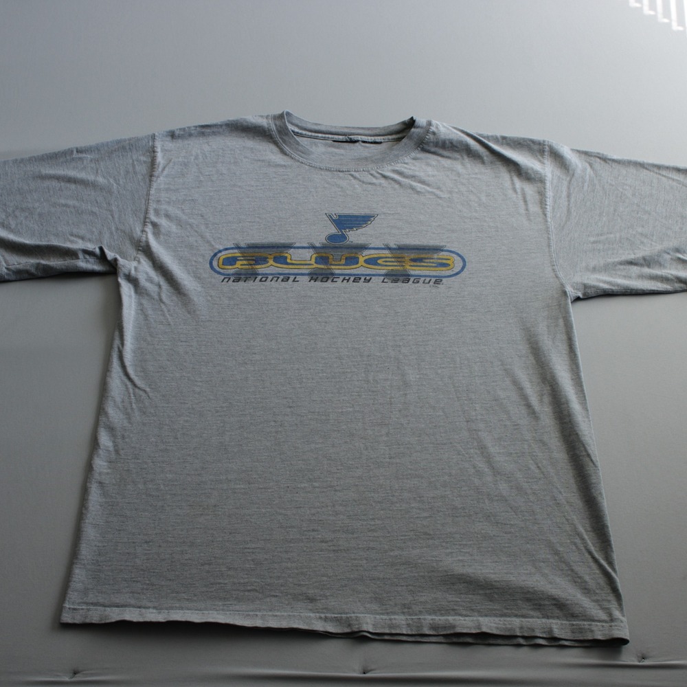 St Louis Blues NHL Tee Mens L Gray Short Sleeve Graphic Hockey Pro Sport Fan